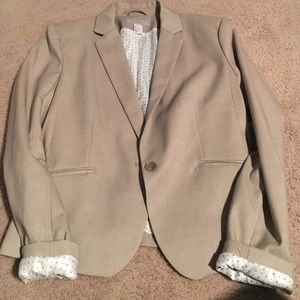 H&M tan blazer. Size 12