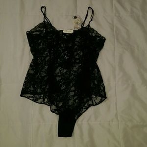 Victoria's Secret NWT lacy cami