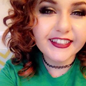 Meet your Posher, Michaela