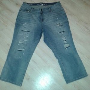 NWOT skinny cropped jeans