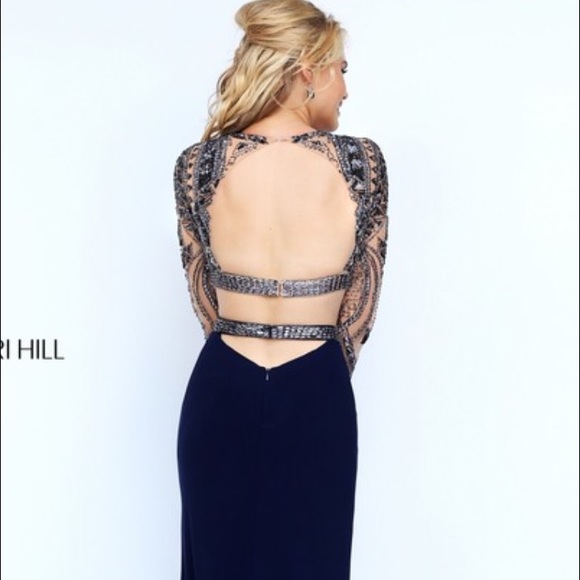 Size 2 Sherri Hill - Picture 1 of 4