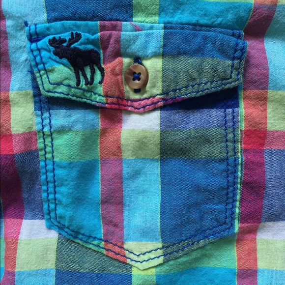 A&F plaid button down - Picture 3 of 4