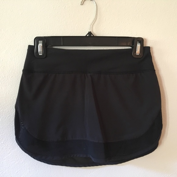 Lululemon hotty hot skirt! Worn twice!