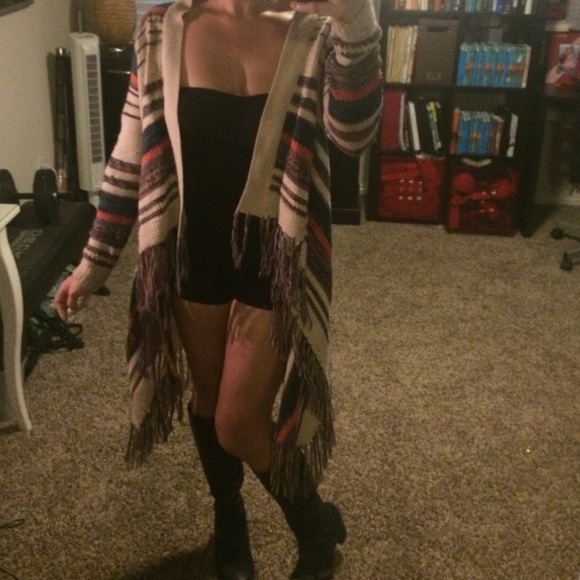 Super cute Exta-long sweater