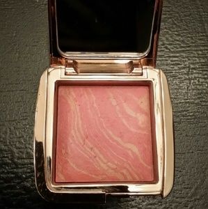 Hourglass Ambient Lighting Blush "Luminous Flush"