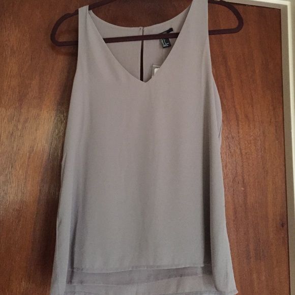 Grey v-neck tank