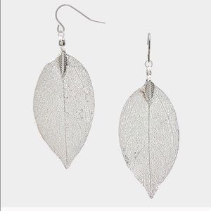 NWT Silver Leaf Earrings Farah Jewelry