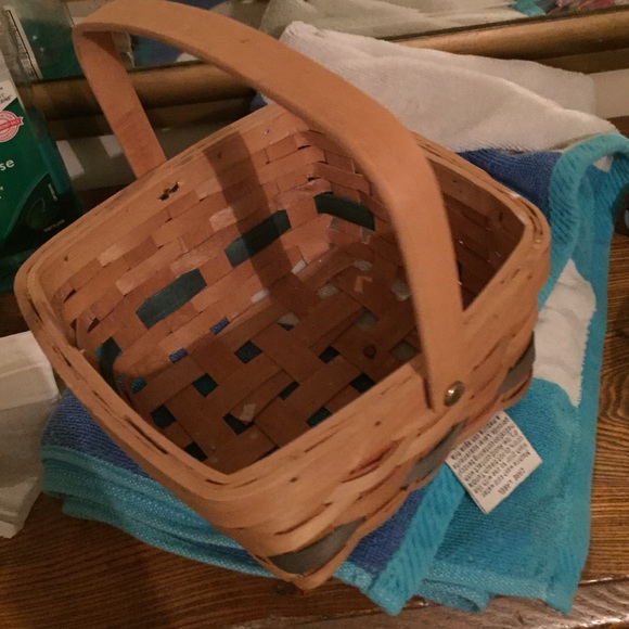 Handmade basket! - Picture 3 of 3