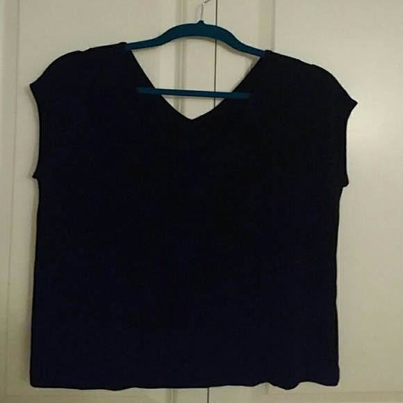 Black Chico's Travelers v neck top. Size 3