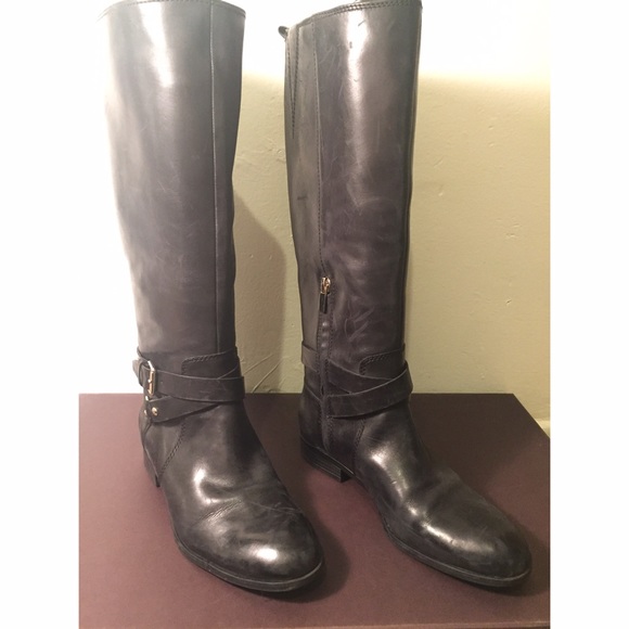 Black riding boots