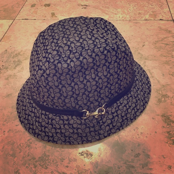 Coach Accessories - Coach Mini C's Logo Bucket Hat