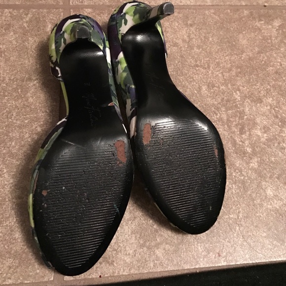 Floral Print, Marc Fisher "Joey 2" Heel - Picture 4 of 4