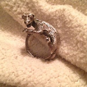 Quirky dragon ring 🐉🐲