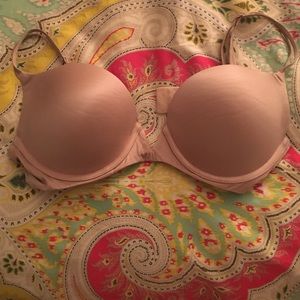 34D Victoria's Secret Push Up Bra