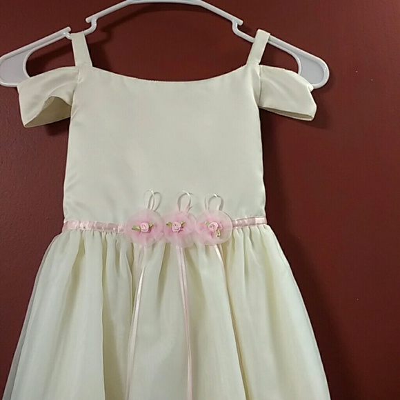 Creme young girl dress