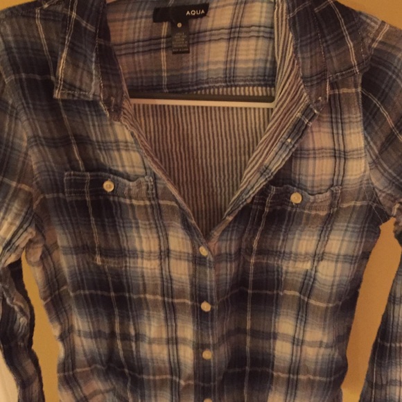 Button down Aqua blouse 100% cotton.
