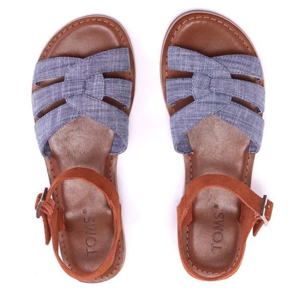 TOMS - NWOT Zoe Chambray Flat Quarter Strap Sandal