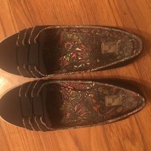 Sakroots Slip on sneaker