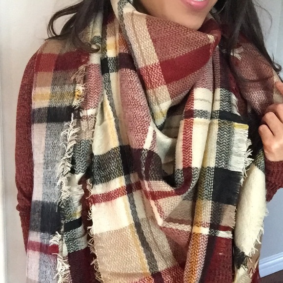 !Soft/cozy Earth tone Blanket/Wrap Shawl - Picture 3 of 4