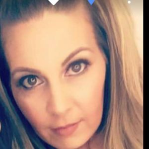 Meet your Posher, Toni-ann