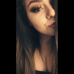 Meet your Posher, Christy