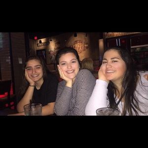 Meet your Posher, Isabele