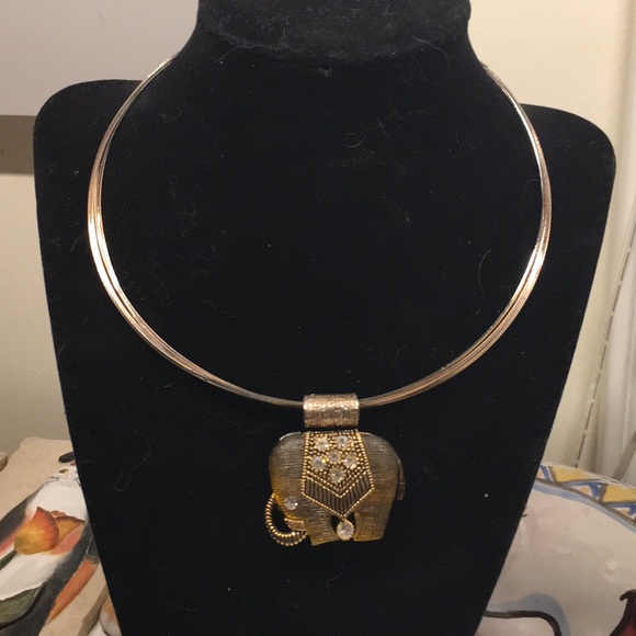 Jewelry - Amber and cz elephant choker necklace