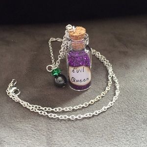 Evil Queen Purple Dust w/Apple necklace
