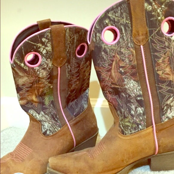 John deer cow girl boots. Size 8.