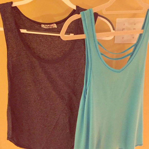 2 Tank tops brand TLove 1 /granite 1/Turquoise