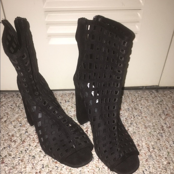 Cut out chunky heels - Picture 2 of 3