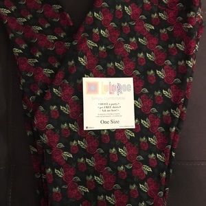 Lularoe rare OS roses and hidden mickeys