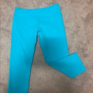 Turquoise capris