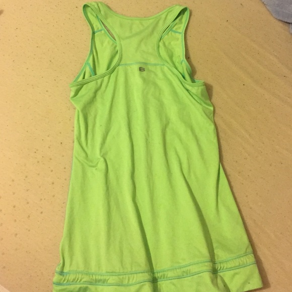 Work out top - Picture 3 of 3