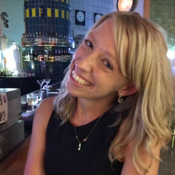 Meet your Posher, Samantha - Picture 1 of 1