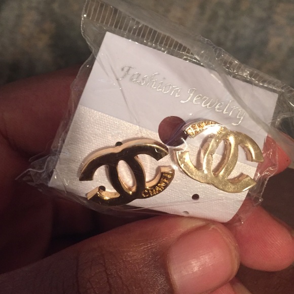 C earrings never worn