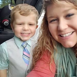 Meet your Posher, Ashley