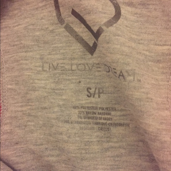 super cute crop top! - Picture 2 of 2