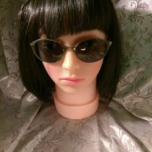 Wow !! Cute  everyday frame frame sunglasses