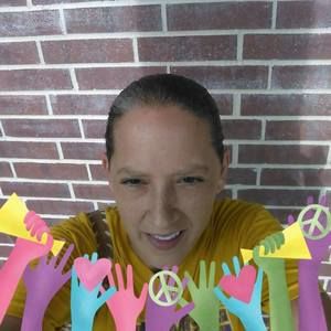 Meet your Posher, Hope