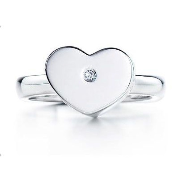 Beautiful TIFFANY CO PICASSO diamond ring
