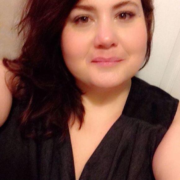 Meet your Posher, Angie