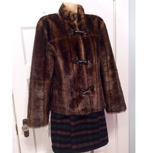 🎆FLASHSALE🎇Dennis Basso Faux Fur Revers. Jacket