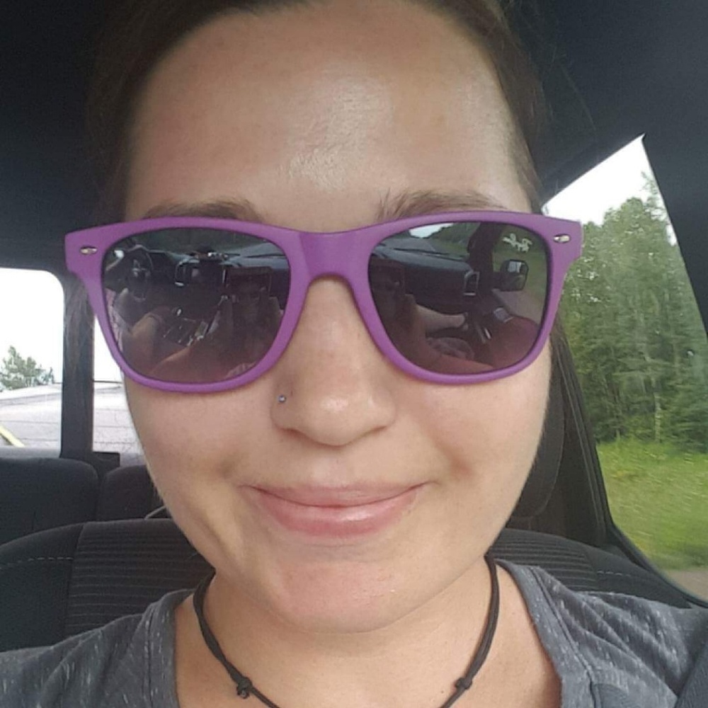 Meet your Posher, Danielle
