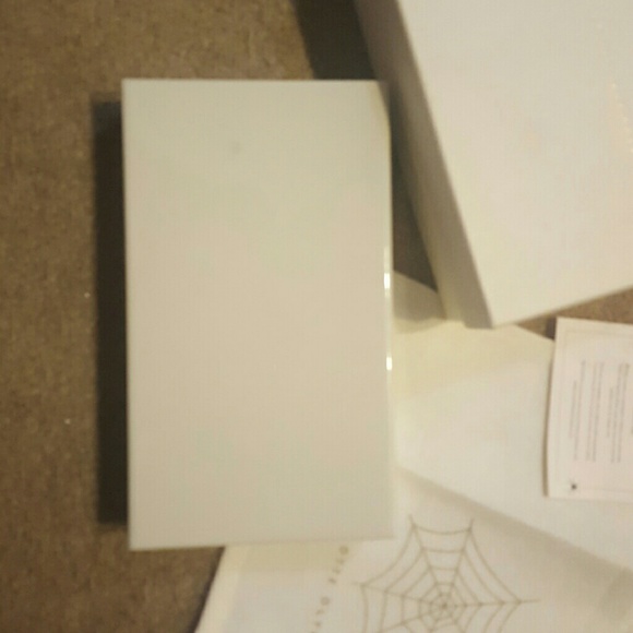 Charlotte Olympia Lobster Clutch NEW - Picture 4 of 4