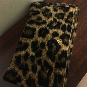 Micheal Kors infinity scarf