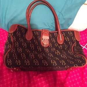 d and b bag
