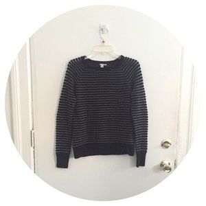 Knit sweater
