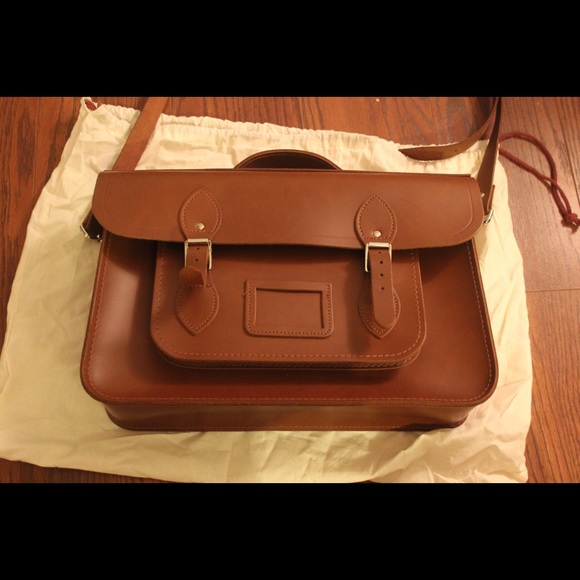 15 inch Classic Cambridge Satchel