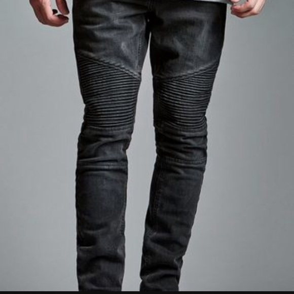 Bullhead Black Denim Moto Stack Skinnies!😎